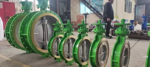 05 / Manual butterfly valve range