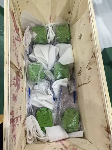 04 / Crated ball valve assemblies